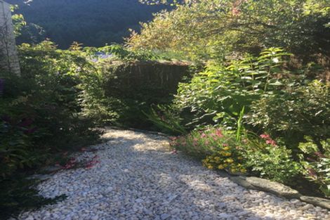 Photo of property in 210b Fernhill Road, Sunshine Bay, Queenstown, 9300