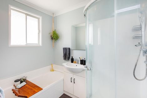 Photo of property in 31 Anakiwa Street, Kelvin Grove, Palmerston North, 4414