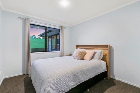 Photo of property in 92 Falcon Drive, Welcome Bay, Tauranga, 3112