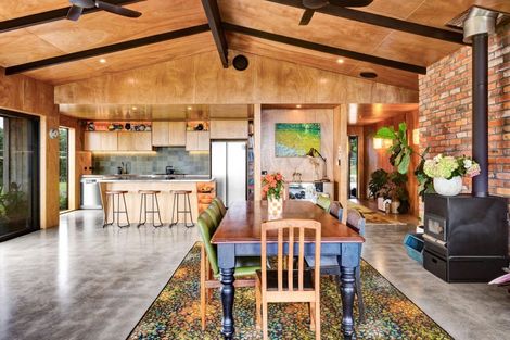 Photo of property in 27 Wilson Road, Urenui, 4375