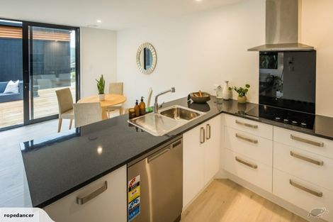 Photo of property in 14 Appleton Place, Karori, Wellington, 6012