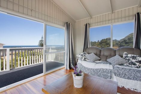Photo of property in 287 Seaforth Road, Waihi Beach, 3611