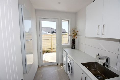 Photo of property in 77 Leeward Drive, Whitianga, 3510