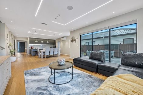 Photo of property in 5 Keel Street, Long Bay, Auckland, 0630