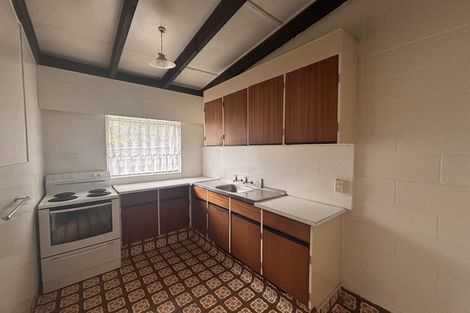 Photo of property in 2 Barnett Street, Putaruru, 3411