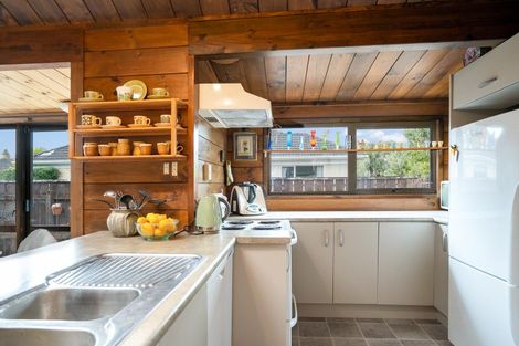 Photo of property in 42 Williams Street, Cambridge, 3434