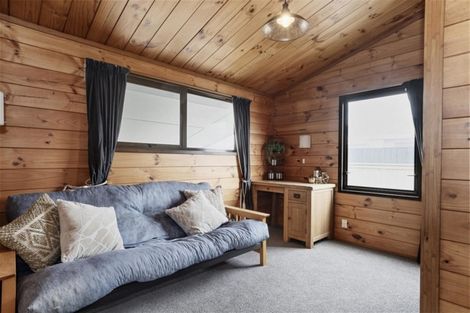 Photo of property in 32 Golf Road, Mount Maunganui, 3116