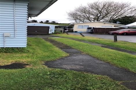 Photo of property in 33 Olive Crescent, Papatoetoe, Auckland, 2025