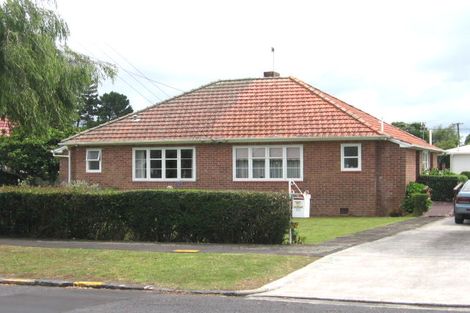 Photo of property in 51 Lambeth Road, Mount Eden, Auckland, 1041