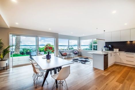 Photo of property in 99 Queen Street, Northcote Point, Auckland, 0627