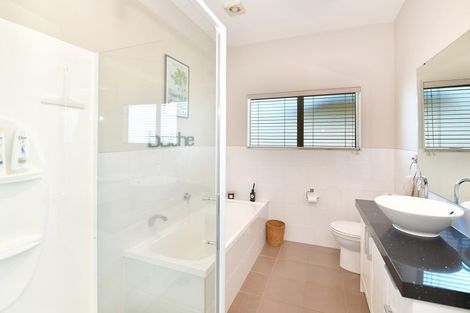 Photo of property in 28 Kensington Terrace, Gulf Harbour, Whangaparaoa, 0930