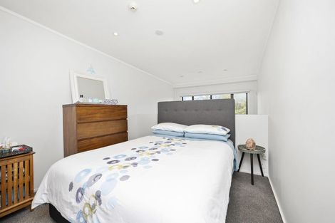 Photo of property in 5b/30 Westward Ho, Glen Eden, Auckland, 0602