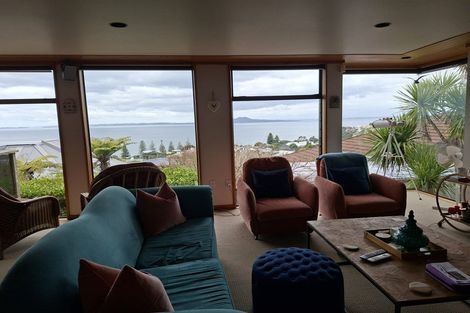 Photo of property in 1/1 Carlisle Road, Torbay, Auckland, 0630
