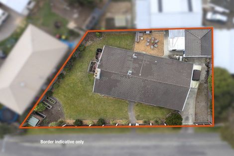 Photo of property in 8 Gibbs Drive, Woodend, 7610