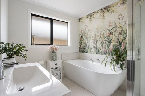 Photo of property in 13 Mural Drive, Katikati, 3129