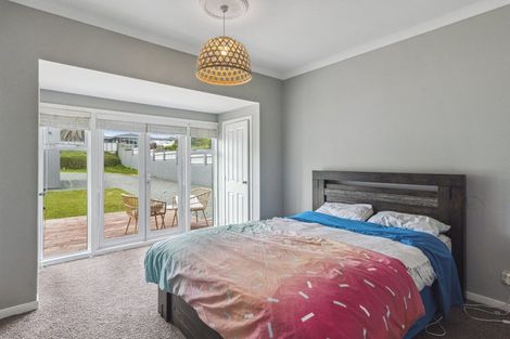 Photo of property in 116 Seaview Road, Paraparaumu Beach, Paraparaumu, 5032