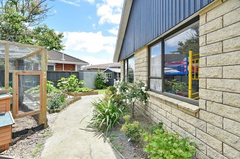 Photo of property in 12 Mayo Place, Belfast, Christchurch, 8051