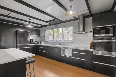 Photo of property in 73 Torkar Road, Clarks Beach, 2122