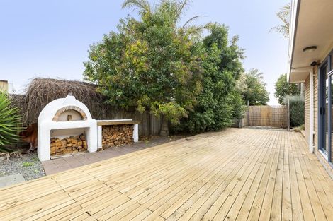 Photo of property in 12a Hawke Place, Pukekohe, 2120