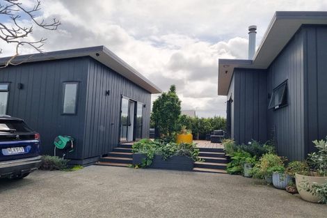 Photo of property in 28 Tuscan Lane, Martinborough, 5711