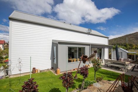 Photo of property in 21 Sunderland Street, Clyde, 9330