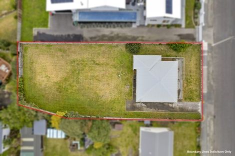 Photo of property in 38 Marine Parade, Otaki Beach, Otaki, 5512