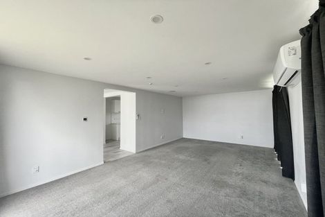 Photo of property in 2/84 Lynwood Road, New Lynn, Auckland, 0600