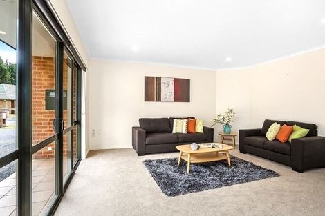 Photo of property in Redwood Village, 45/42 Main Road, Tawa, Wellington, 5028