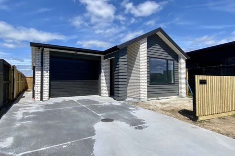 Photo of property in 104 Dunkeld Drive, Papamoa, 3118