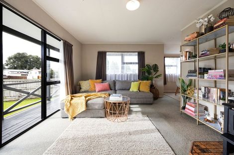 Photo of property in 71a Kahikatea Drive, Melville, Hamilton, 3206