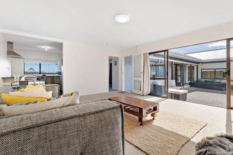 Photo of property in 16 Bannerman Road, Morningside, Auckland, 1022