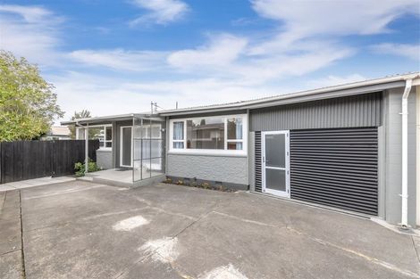 Photo of property in 35 Prestons Road, Redwood, Christchurch, 8051