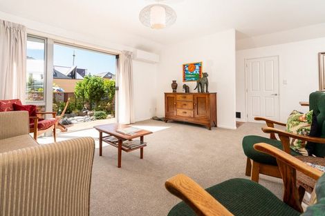 Photo of property in 10 Futuna Close, Karori, Wellington, 6012