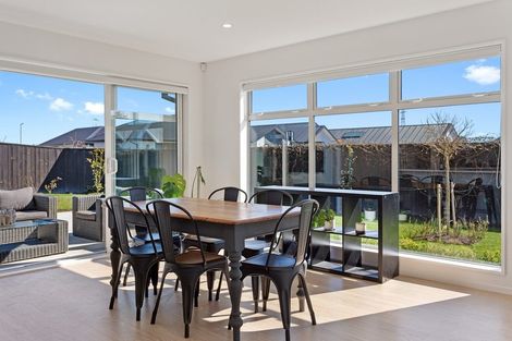 Photo of property in 11 Gerard Place, Rangiora, 7400