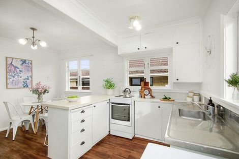 Photo of property in 965 High Street, Avalon, Lower Hutt, 5011