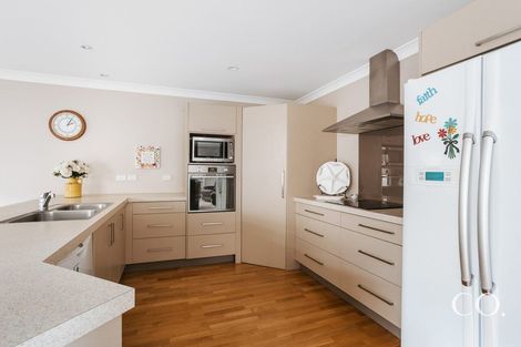 Photo of property in 4 Arthur Grove, Bethlehem, Tauranga, 3110