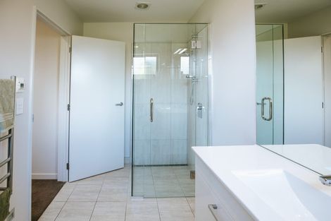 Photo of property in 62 West Meadows Drive, Wanaka, 9305