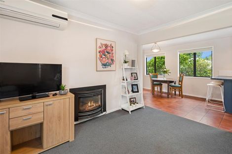 Photo of property in 9 Adam Place, Mangakakahi, Rotorua, 3015