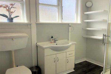 Photo of property in 2 Mccarthy Terrace, Waipukurau, 4200