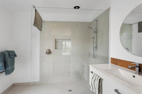 Photo of property in 1 Makura Drive, Papamoa Beach, Papamoa, 3118