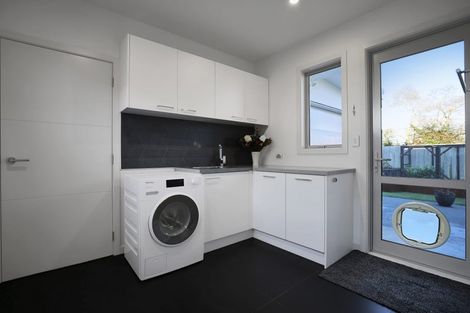 Photo of property in 12 Kelburn Place, Tinwald, Ashburton, 7700