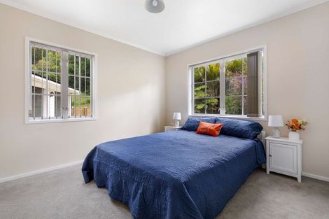 Photo of property in 3 Laingrange Place, Laingholm, Auckland, 0604