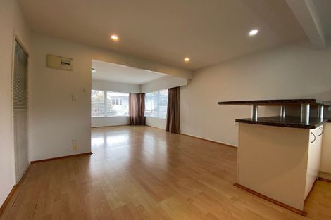 Photo of property in 2/20 Northumberland Avenue, Belmont, Auckland, 0622