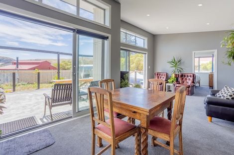 Photo of property in 9 Clifton Street, Little River, 7591