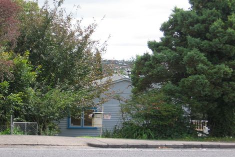 Photo of property in 16 Archibald Road, Kelston, Auckland, 0602