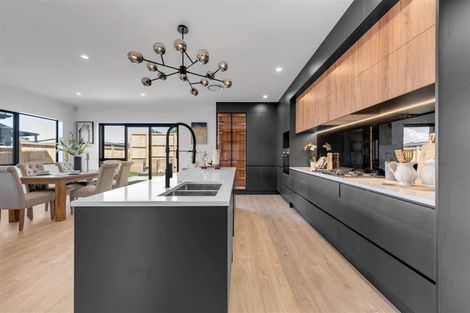 Photo of property in 31 Bushfield Drive, Flat Bush, Auckland, 2019