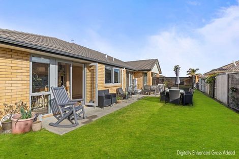 Photo of property in 49 Gibson Place, Papamoa Beach, Papamoa, 3118