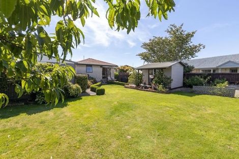 Photo of property in 3 Prudhoe Lane, Northcote, Christchurch, 8052