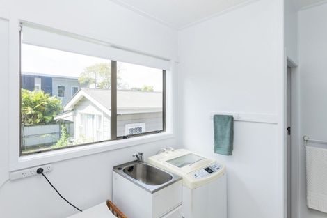 Photo of property in 16 Rawiri Street, Kaiti, Gisborne, 4010