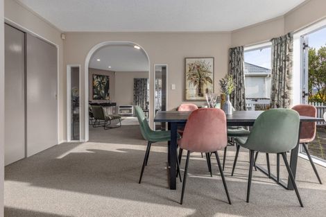 Photo of property in 13a Westridge, Camborne, Porirua, 5026